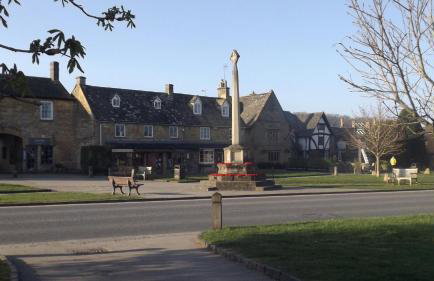 Spacious 3 bedroom cabin at Avonvale Holiday Lodge - Photo 18