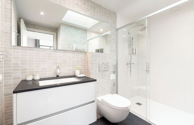 Aspasios Paseo de Gracia Apartments - Photo 47