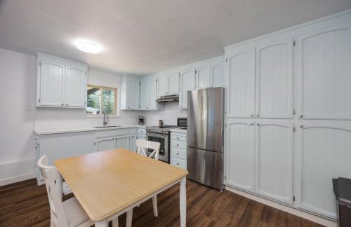 Cozy One-Bedroom Coastal Retreat - Walk to Beach - Foto 8