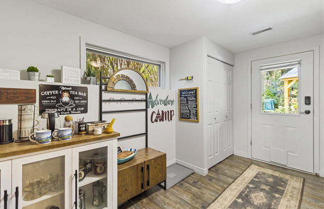 Rayleigh River Retreat - Garden Oasis - Photo 21