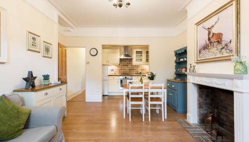 Bikki Apartments - 2 Bed - Free Parking - Own Entrance - Foto 5