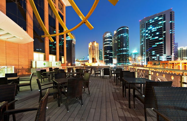 Magnum Hotel & Suites West Bay - Foto 42