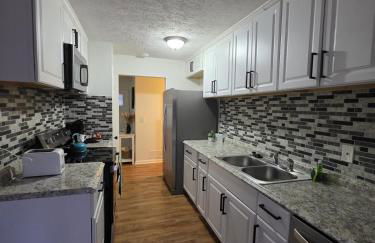 Charming 3 bedrooms in the heart of Alpharetta - Foto 34