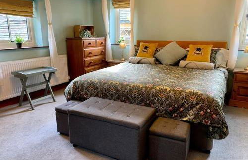 Bronte Stables - Cozy period house with parking and walled garden - Foto 6