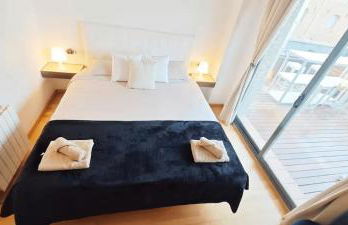 Great apartment with a pool on the beach in Barcelona - Photo 13