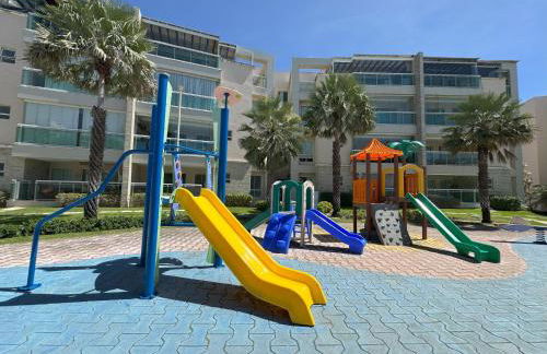 Apto nascente completo no Riviera Beach Place l 3 suítes - Foto 56