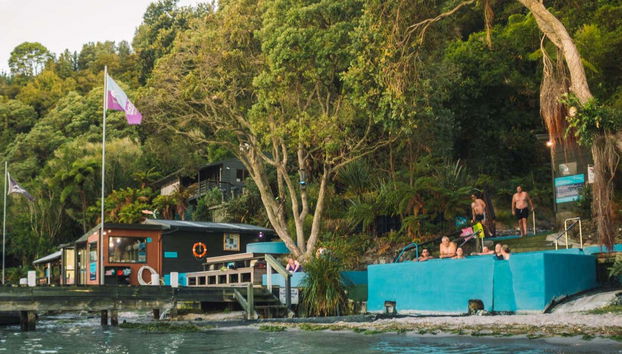 Piscines thermales de Manupirua