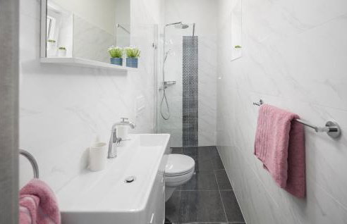 Beautiful Home In Koromacno With Wifi - Foto 22