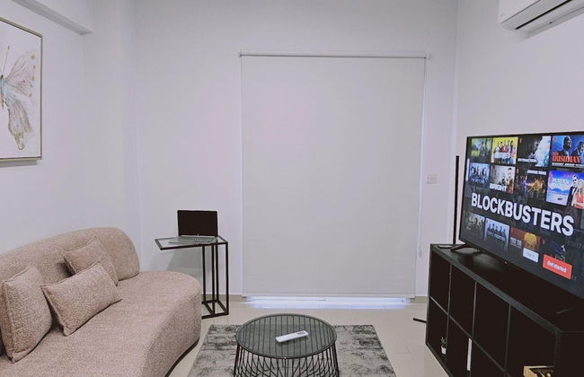 104 NIC - 402 Stay Cosmo City Suite - Photo 1