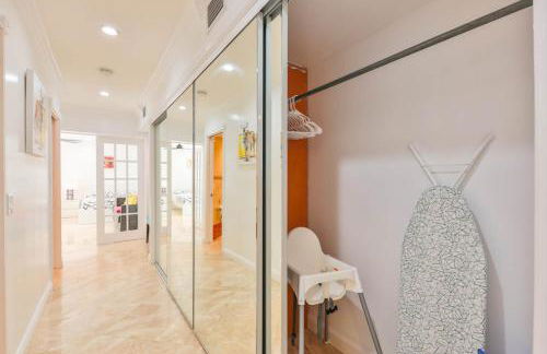 Hollywood Family Vibes - Foto 22