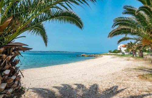 Terra Maiorum -12 person private Villa - heated pool and water massage - Foto 45