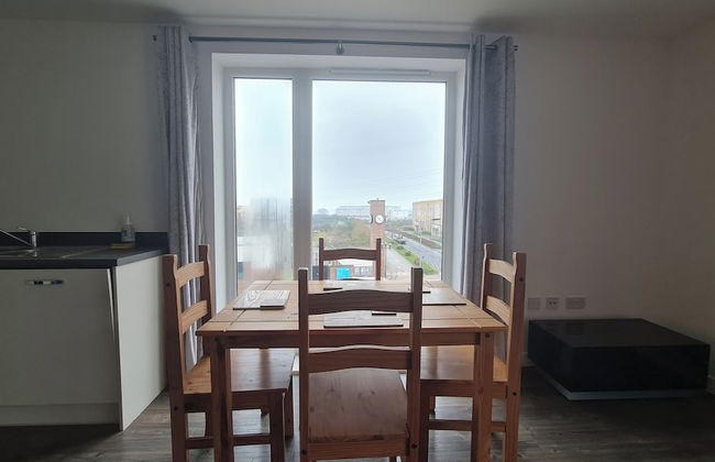 Barking 2 Bed Apt With Parking & Good Travel Links - Foto 24