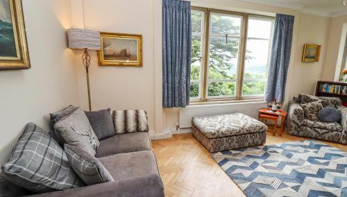 Aislaby Hall - Photo 4