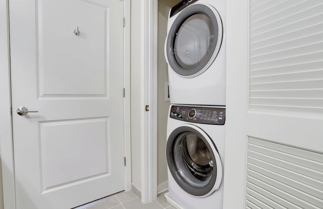 Apartment 15-Min Walk to Metro - Foto 20