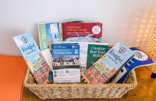 The Knutsford Townhouse by Staycay - Photo 26