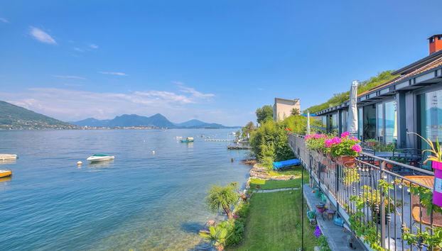 Red House Terrace Private Beach - Happy Rentals - Foto 2, Immagine principale