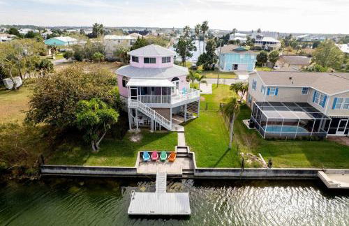 Barbies Dream House kayaks,paddleboard,fenced yard - Foto 1