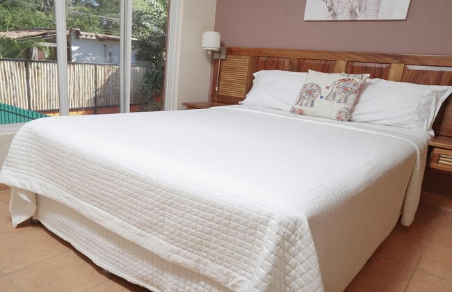 Big private home with pool in Surfside - a short walk from the beach - Photo 3