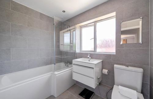 Spacious, Garden home by Walton Station - Pass the Keys - Foto 17