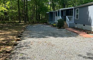 Cozy New Mfd Home near Lake Norman - Foto 13