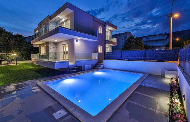 Expansive Retreat With Private Pool & Bbq, Near the Beach - Foto 33