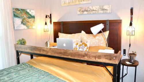 Breezy Hollow Bed & Bath - Foto 4