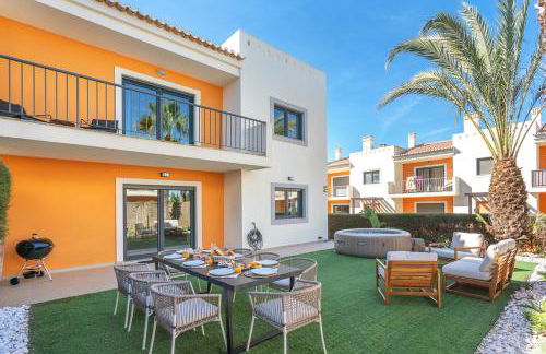 Host Wise - Deluxe Spacious House with Terrace & Jacuzzi - Foto 2