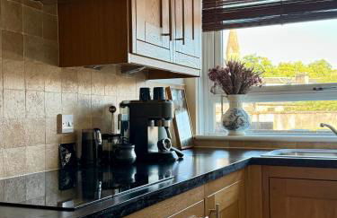 Two bedroom maisonette in the heart of the West End - Foto 6