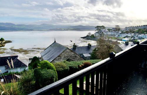 Tegfryn (Sleeps 8), 5*, Sea View, Borth y Gest - Photo 58