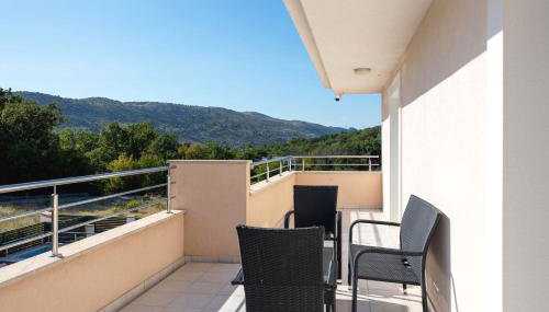 VILLA MILLA with private pool, jacuzzi, sauna, gym, max. 8 person - Foto 3