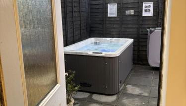 Robyns Retreat - A Cosy Hot Tub Break - Foto 5, Garden