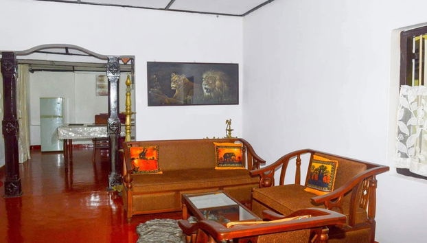 Coin salon dans le hall