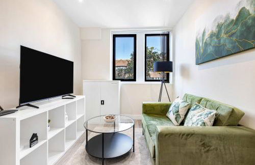 City Service Lets - Cheam Village 1 Bed Apartment with Free Parking - Direct London Transport Links - Foto 2