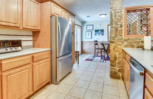 TroutFest Riverfront Norfork Home, Great Fishing - Foto 8