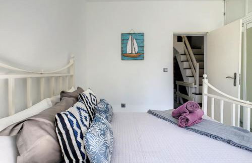 Casa Safira by LovelyStay - Photo 22