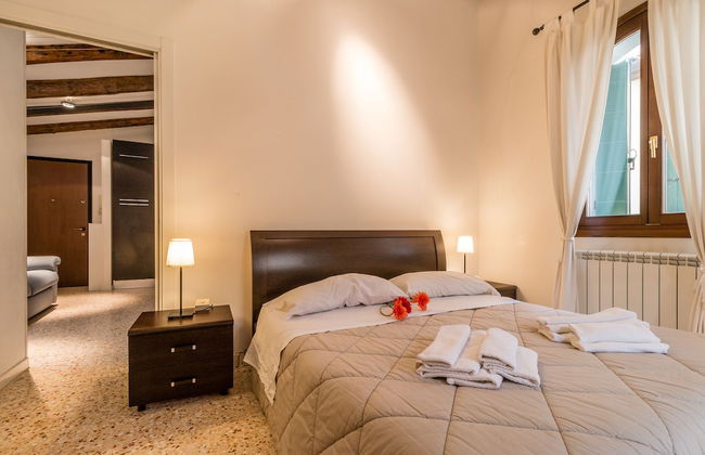 Corderie de la Tana Biennale Exhibition - Foto 4