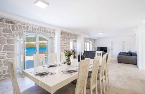 5* Beachfront Villa Olive Mill - Foto 15