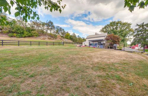 Meet Country Animals! Farmyard Stays Dundee Home - Foto 38