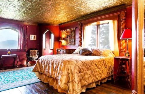 Regal Suite Rental in Breathtaking Castle near Lake George, Upstate New York - Foto 42