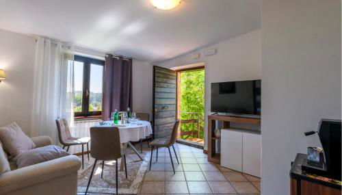 Stunning Apartment In Montemonaco - Foto 2