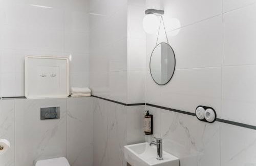 N33 Premium Apartments Old Town Kraków – Destigo Hotels - Photo 44