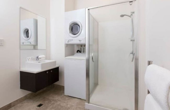 Quest on London - Photo 30