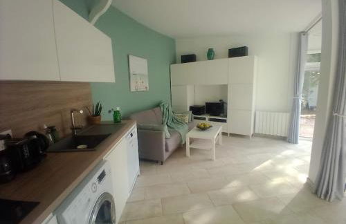 Maison Jardin Wifi - Climatisation - 100 m plage sauvage - 20 min Perpignan - Foto 3