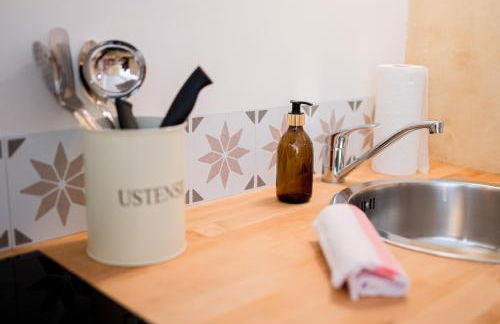 Villa Robs - Appartements tout confort, TV connectée, Haut débit, Localisation idéale - Courts séjours & Affaires - Photo 42