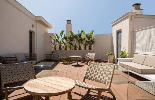 Puerta Catedral Suites - Photo 49