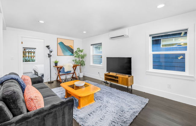 1BR Tranquil Haven in Beacon Hill - Photo 11