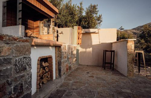 Villa Aktis with Freshwater Pool and Sea View - Photo 39