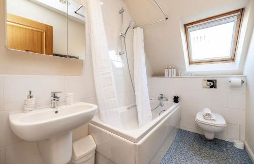 Stunning Country House - Cinema, Games Room & Hot Tub - Foto 31