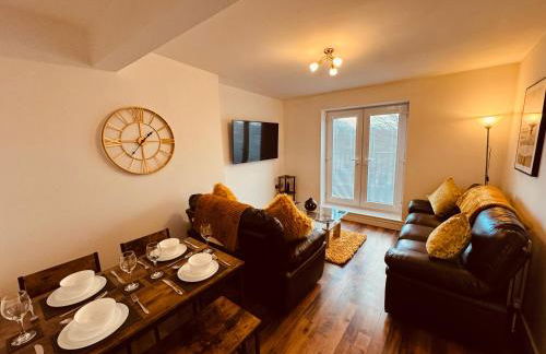 Spanish City View 2, Luxury Sea Front Apartment Free Onsite Parking - Foto 1