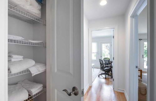 Driftwood Cottage by Rove Travel - Serene Cottage - Foto 18